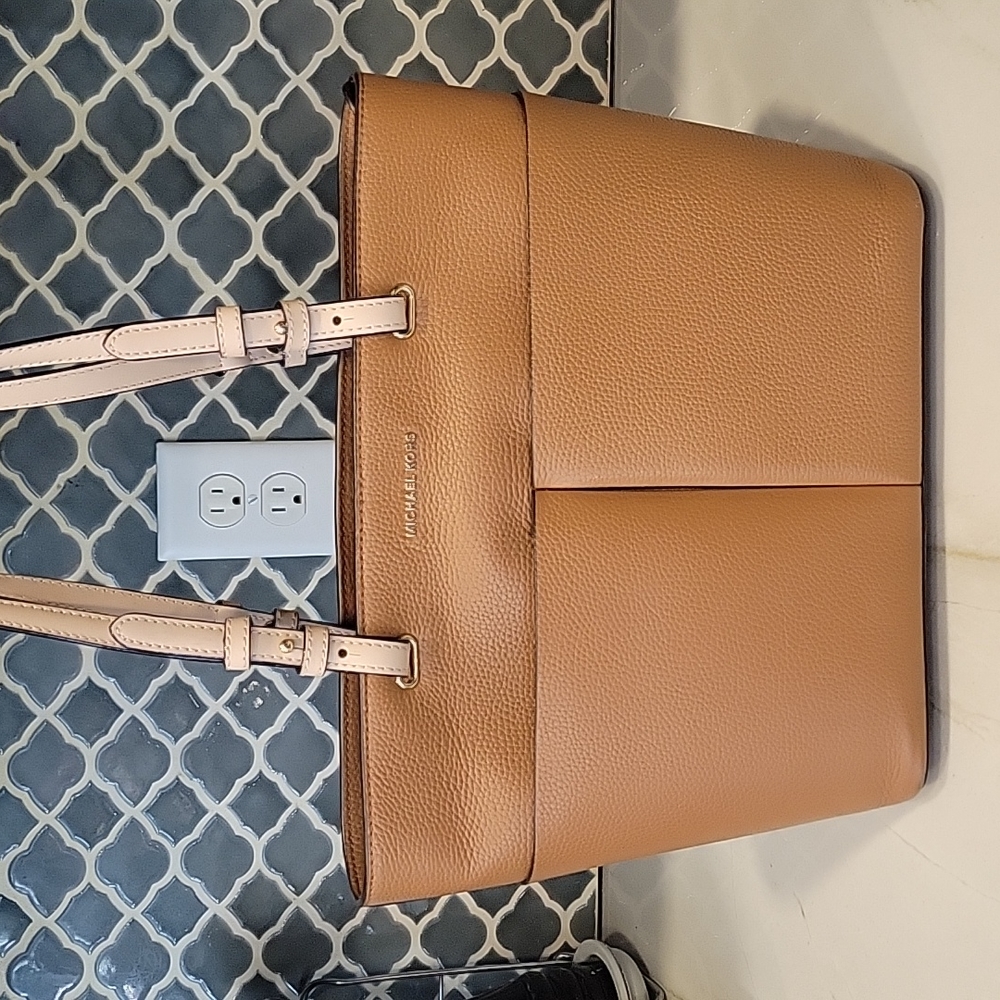 Michael Kors Bedford Medium Faux Leather Tote Bag